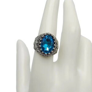 Blue Glass Rhinestone Silver Tone Filigree Flower Dome Ring Size 8 Vintage